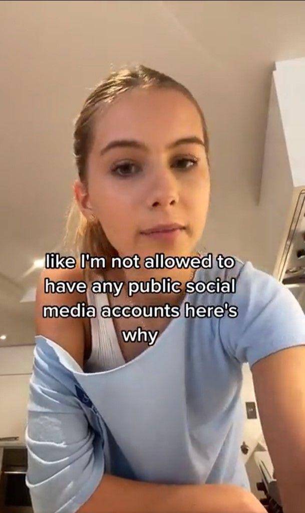 Romy Mars (tiktok.com/@romy.croquet)