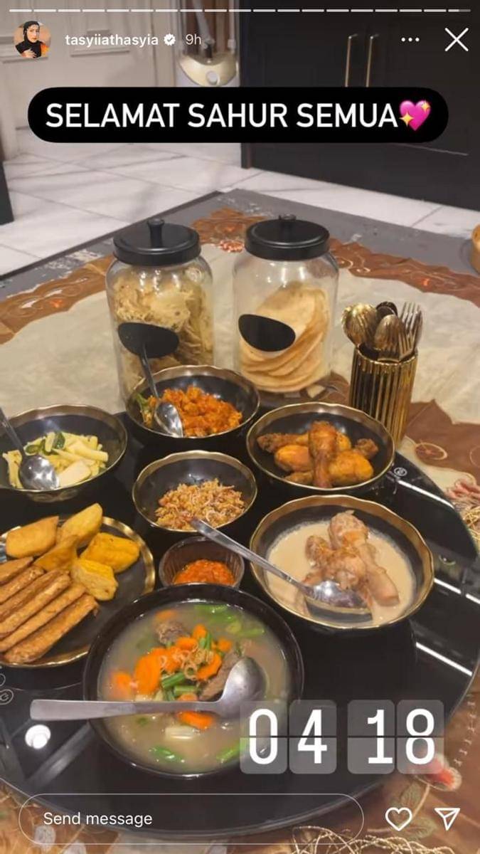 sahur perdana artis (Instagram.com/tasyiiathasyia)