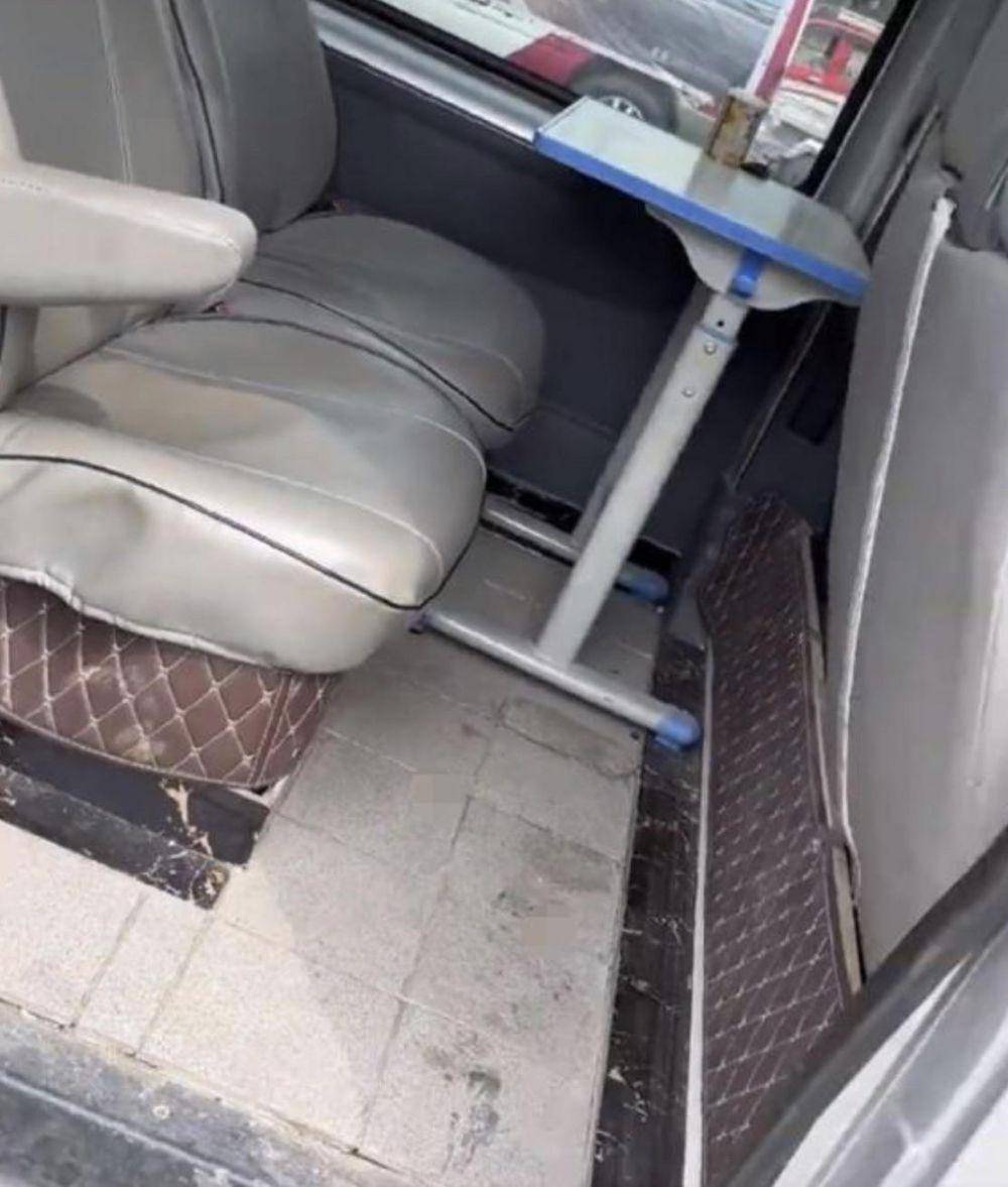 potret inovasi mobil nyeleneh (reddit.com/user/bibothebarbarian)