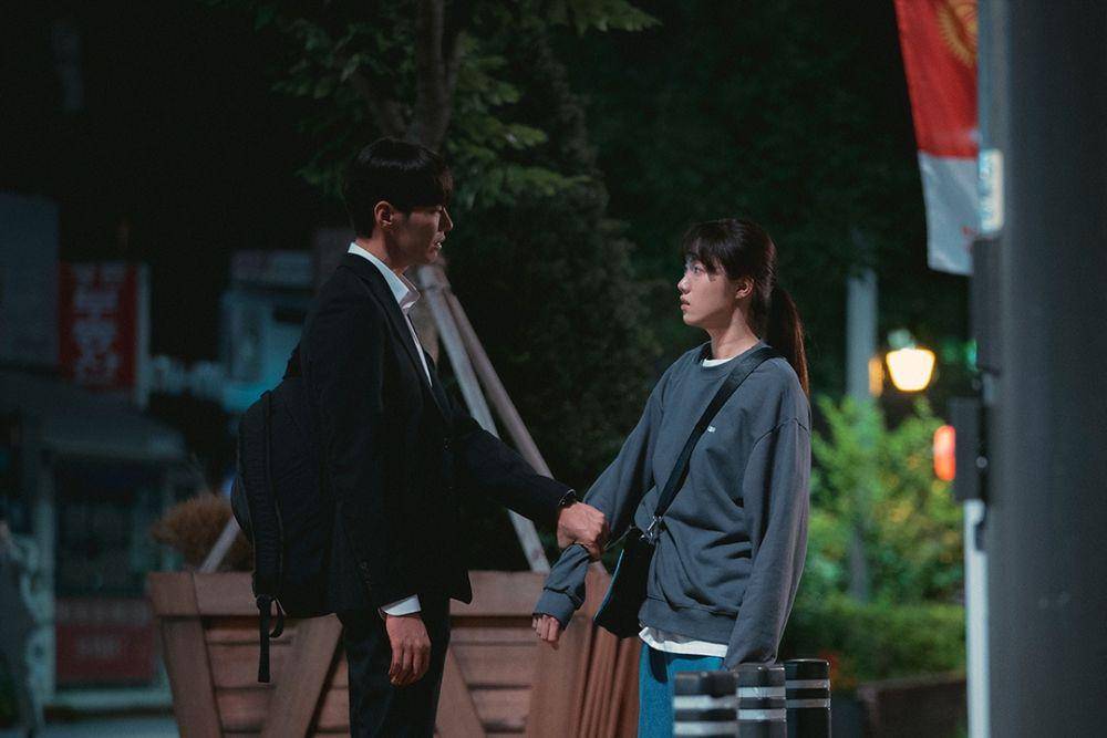 Kim Young-kwang dan Lee Sung-kyung (dok. Disney/Call It Love)