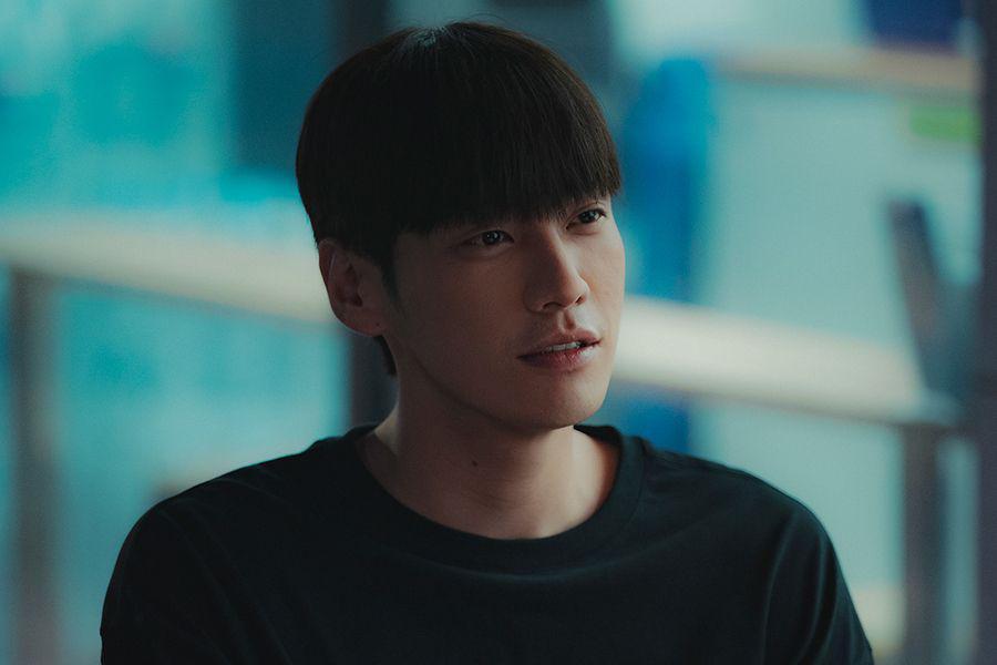 Kim Young Kwang di Call It Love (twitter.com/DisneyPlusID)