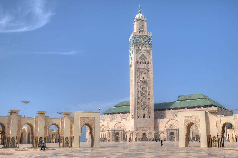 Masjid Agung Hassan II (Unsplash.com/Hans-Jürgen Weinhardt)