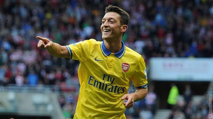 Mesut Oezil (arsenal.com)