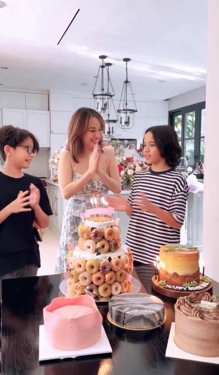 potret BCL rayakan ultah bersama anaknya (instagram.com/bclsinclair)