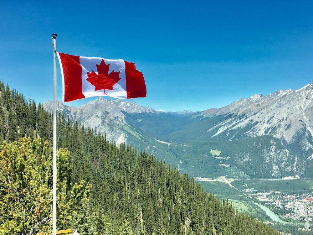 ilustrasi bendera bendera Kanada.(pexels.com/Daniel Joseph Petty)