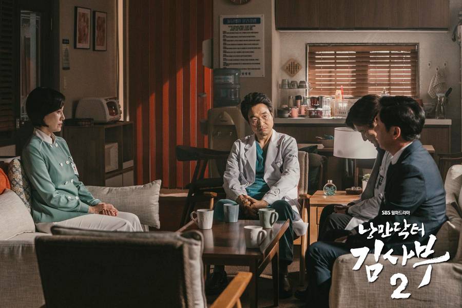 cuplikan drama Dr. Romantic 2 (dok. SBS/Dr. Romantic 2)