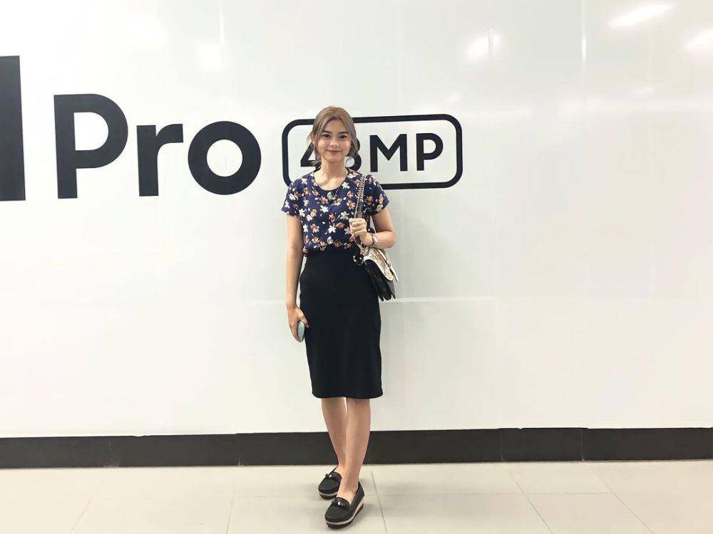 OOTD nongkrong ala Cesen (instagram.com/ceseniy)