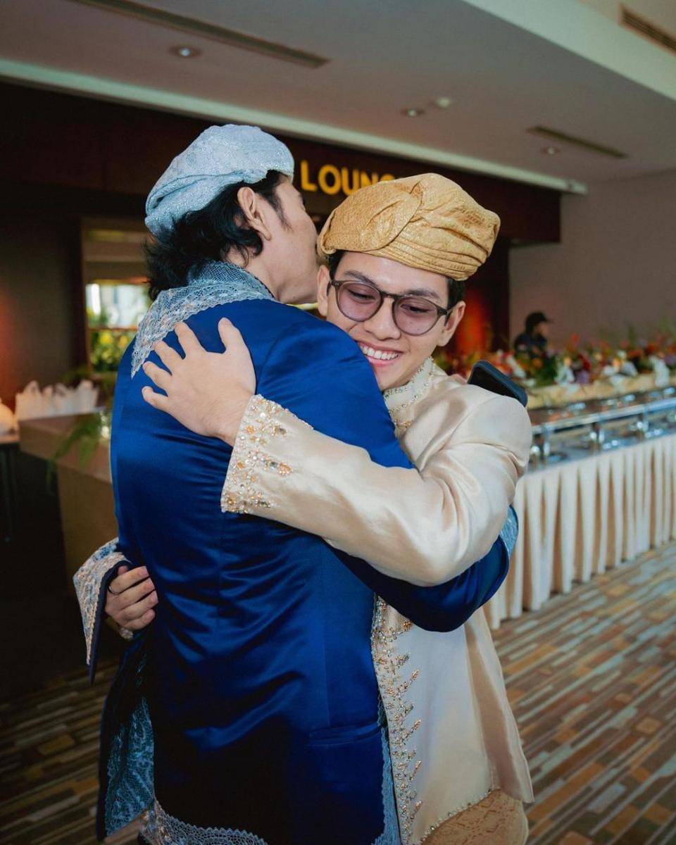 potret Rey Bong dalam acara konferensi pers dan silaturahmi film Buya Hamka (instagram.com/rey_bong26)