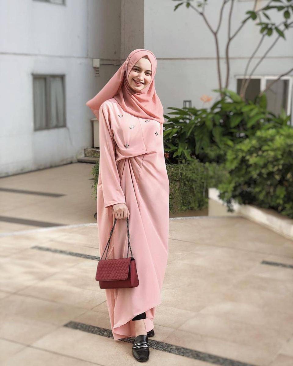 Cut Intan Nabila (instagram.com/cut.intannabila)