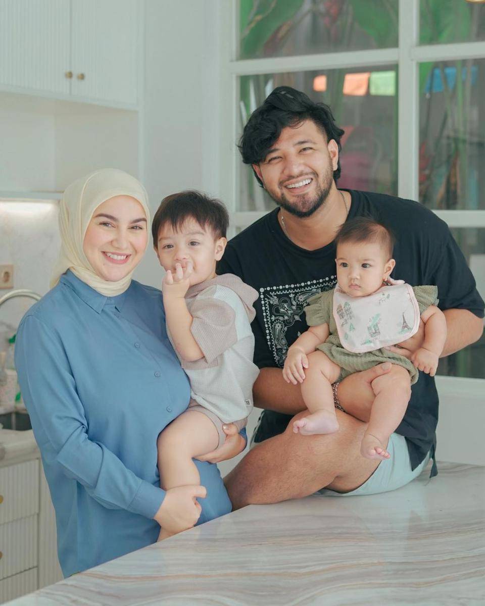 potret keluarga Ammar Zoni (instagram.com/_irishbella_)