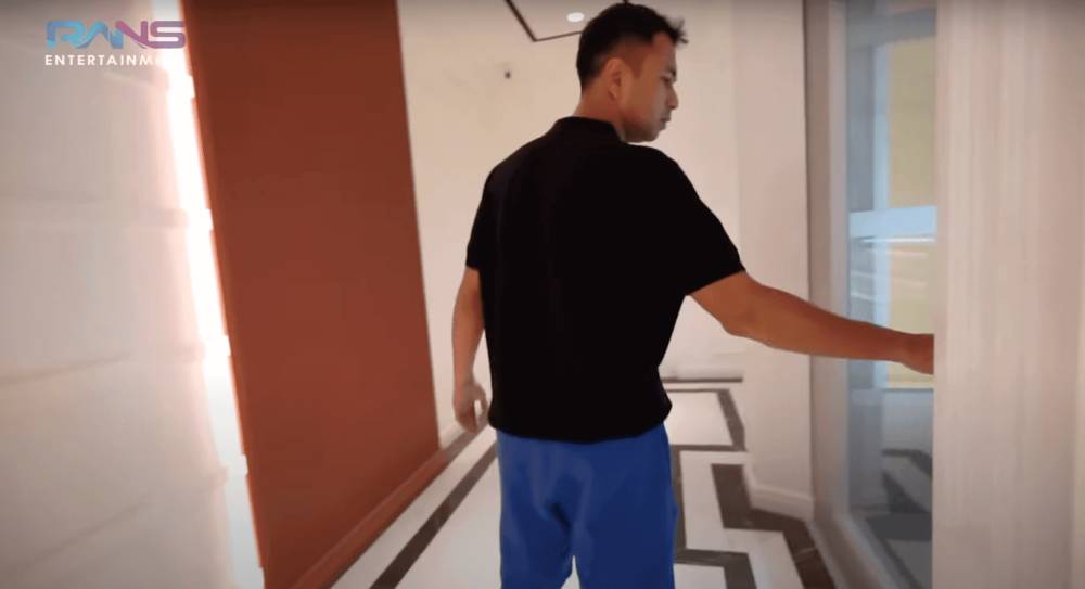momen Raffi kejebak di lift rumah barunya (youtube.com/RANS Entertainment)