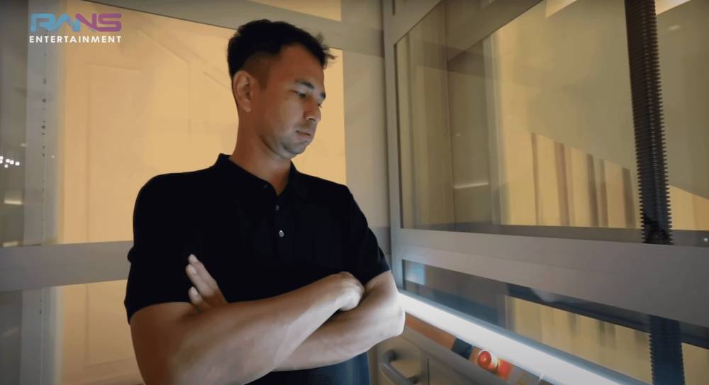 momen Raffi kejebak di lift rumah barunya (youtube.com/RANS Entertainment)