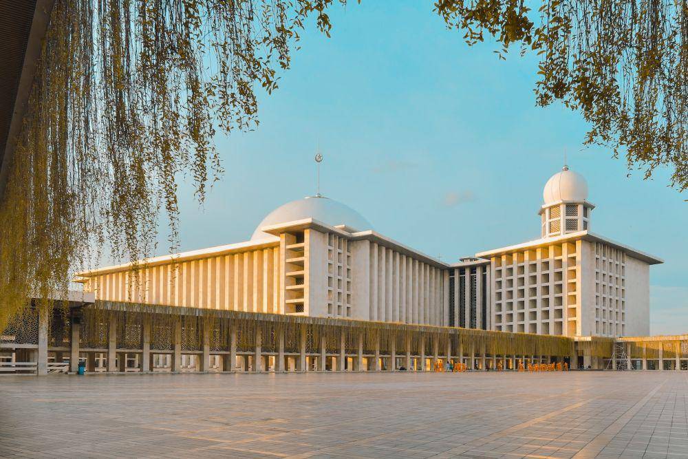 Masjid Istiqlal (unsplash.com/Mosquegrapher)