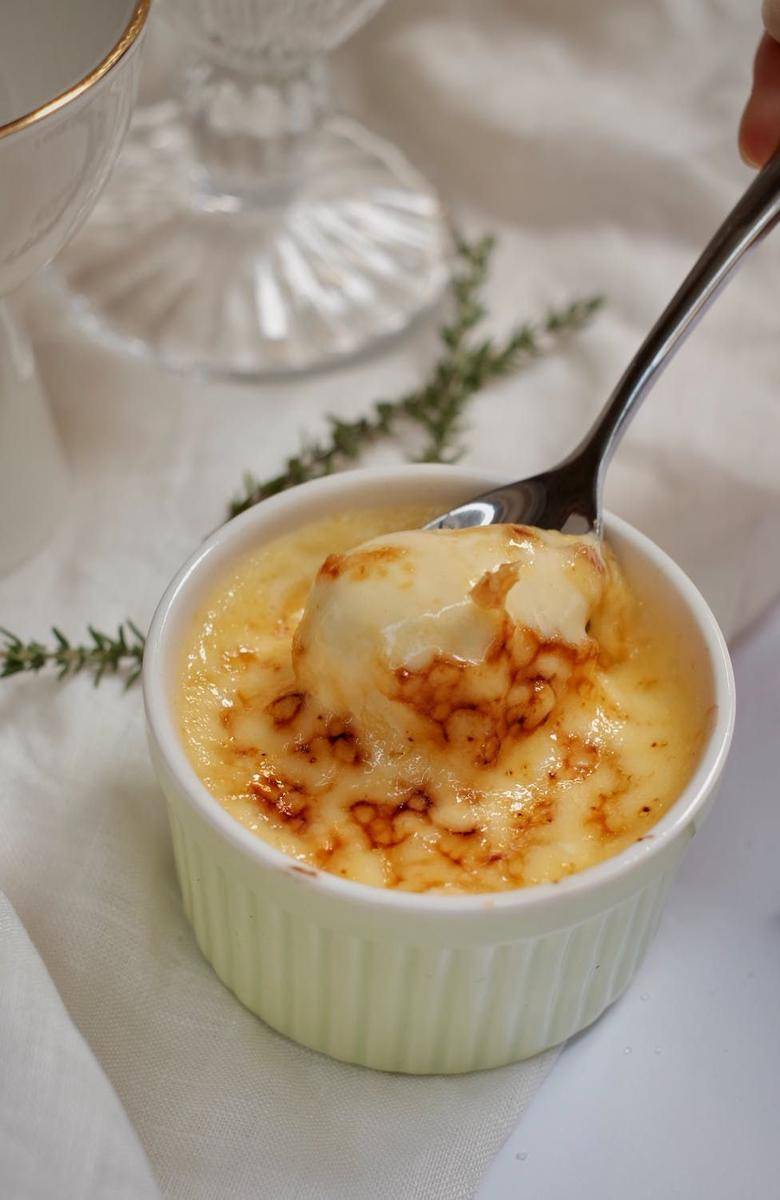 ilustrasi creme brulee (pexels.com/Anh Hoang Pham)