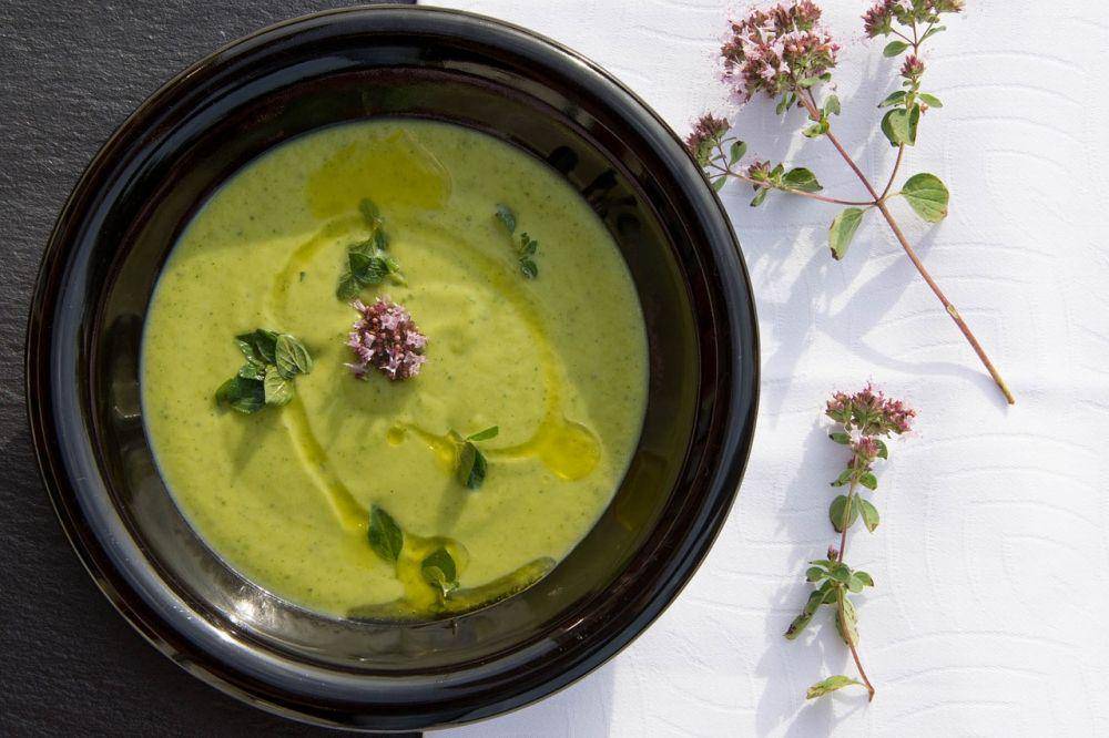 ilustrasi spinach cream soup (pixabay.com/Saramukitza)
