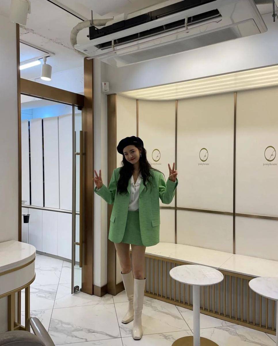 OOTD imut ala Go Bo Gyeol (instagram.com/gobogyeol)
