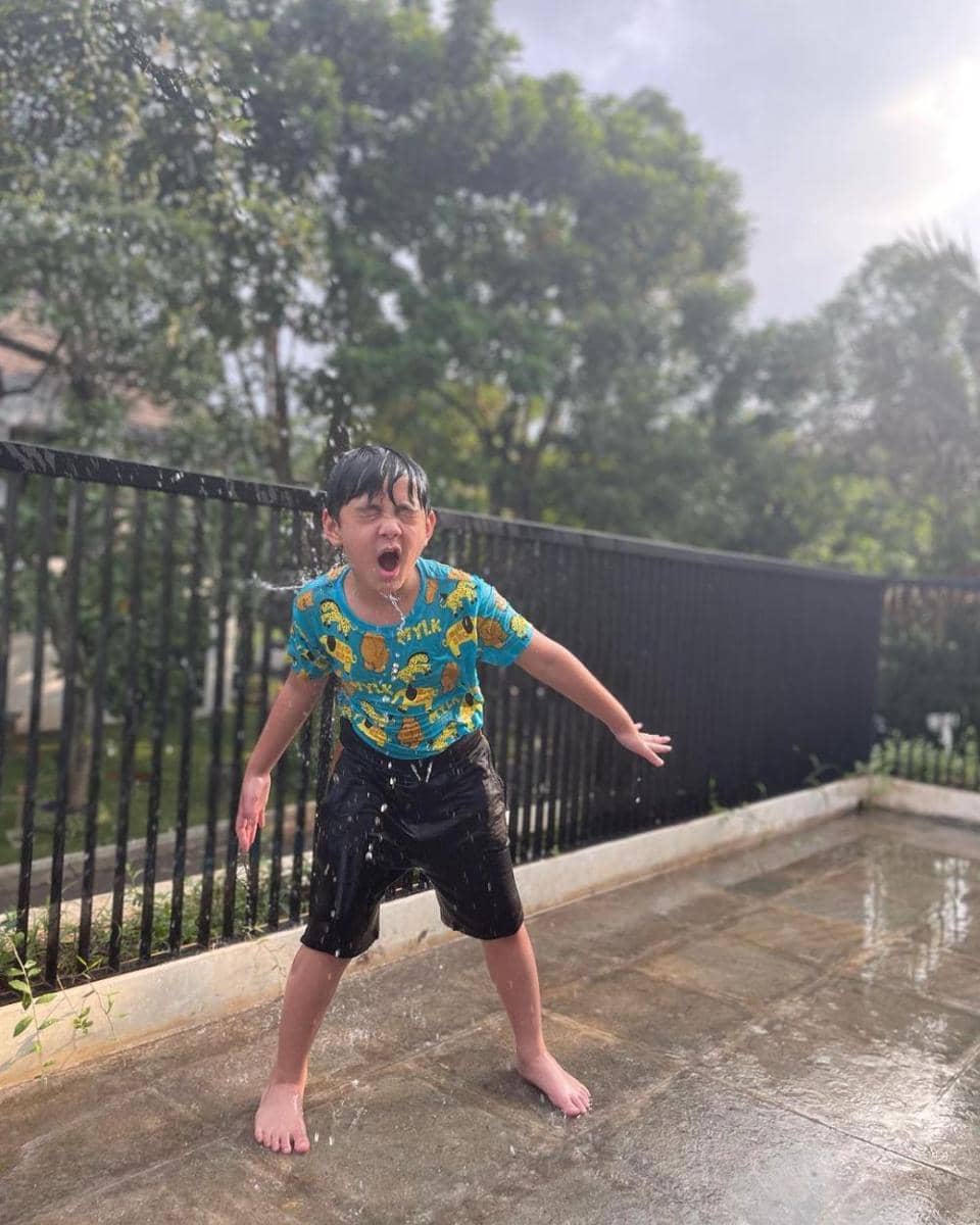 potret ceria Rafathar (instagram.com/shela_lala96/)