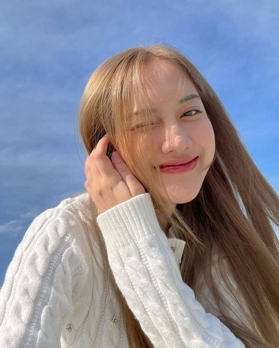 Freen Sarocha (instagram.com/srchafreen)