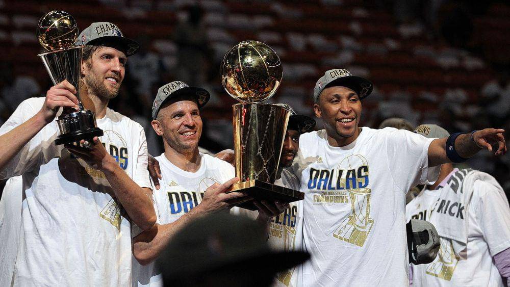 Para pemain Dallas Mavericks merayakan gelar juara NBA 2011. (nba.com)