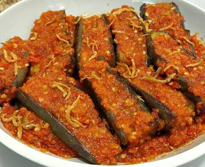 ilustrasi terong balado teri (instagram.com/crcook_cooking)
