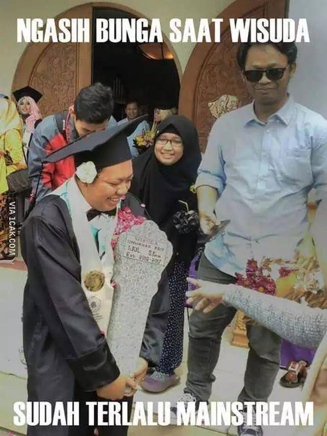 buket hadiah kocak (1cak.com/2849266)