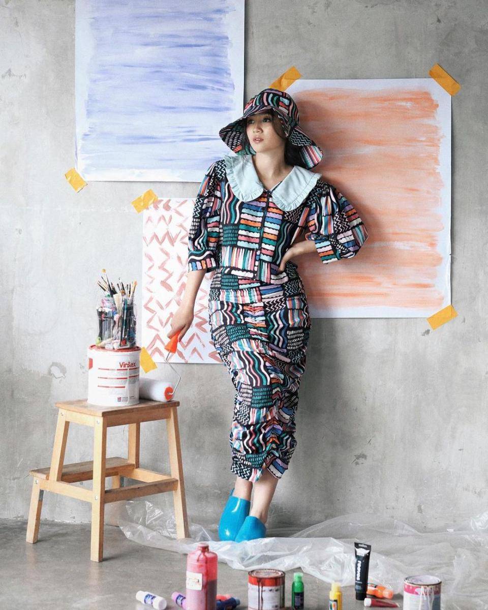 padu padan outfit pattern ala Febby Rastanty (instagram.com/febbyrastanty)