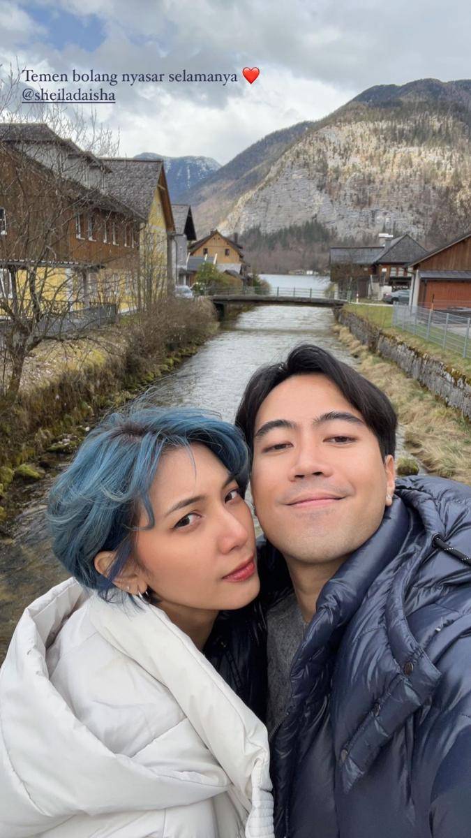 Vidi Aldiano dan Sheila Dara di Austria (instagram.com/vidialdiano)