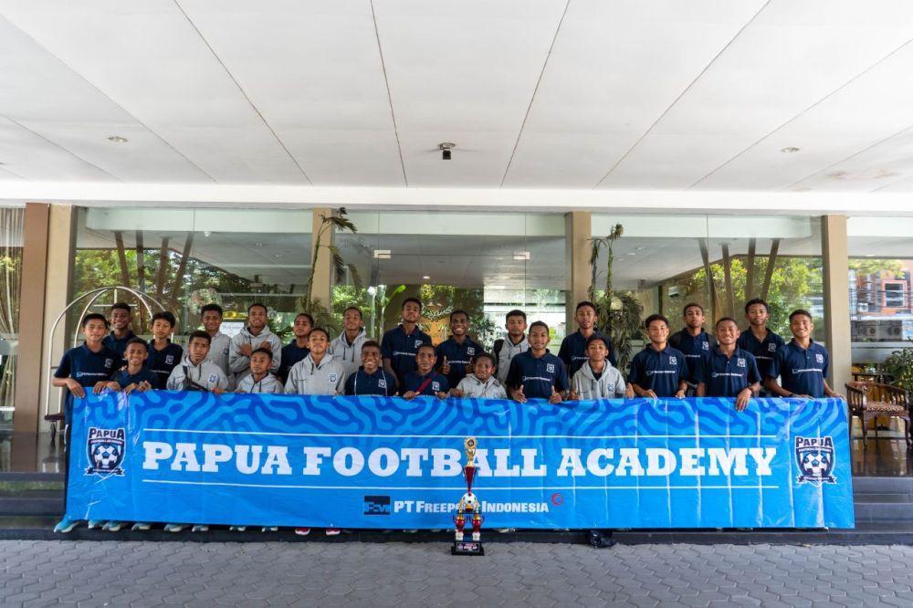 Mencetak Pesepak Bola Bertalenta di Timur Indonesia