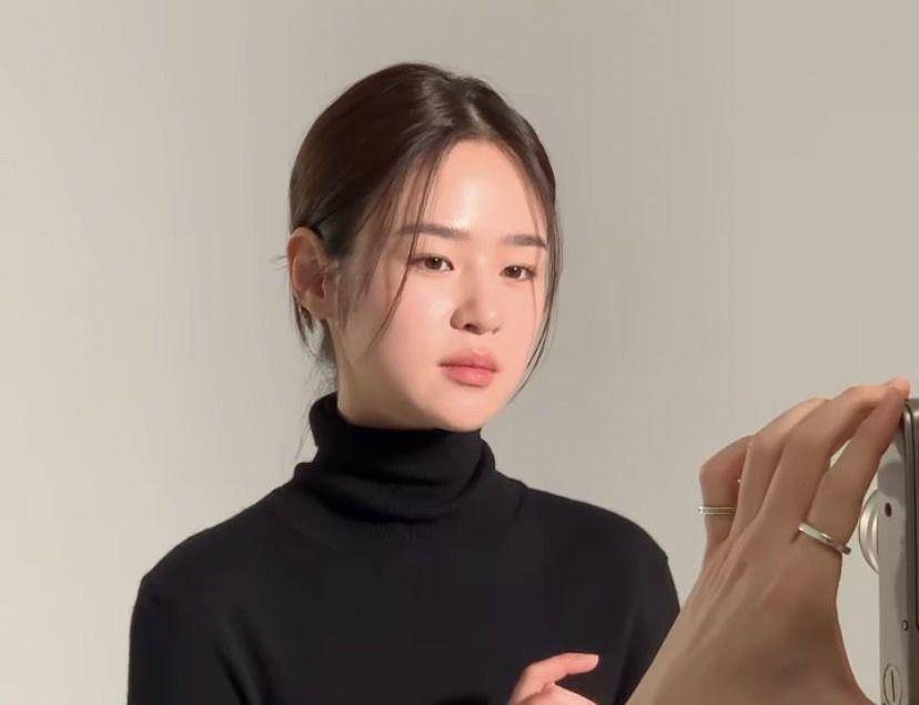 potret Shim Eun Woo (instagram.com/sim.eunwoo)