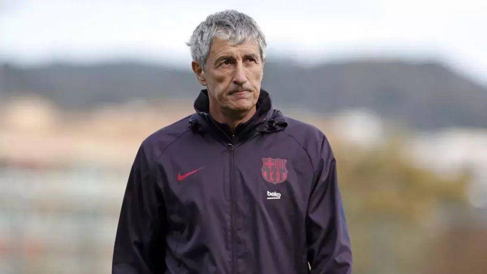 Quique Setien (fcbarcelona.com)