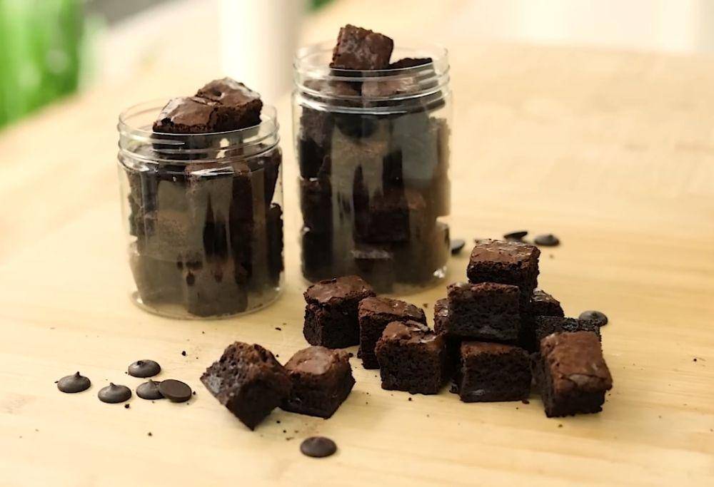 ilustrasi Fudgy Brownies Bites (youtube.com/Devina Hermawan)