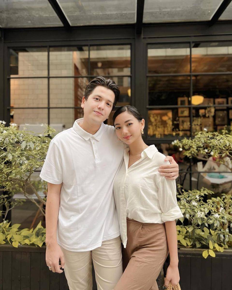 potret pasangan artis (instagram.com/glencachysaraofficial)