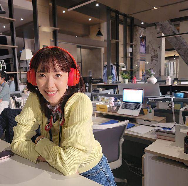Jeon Hye Jin di Agency (instagram.com/jeonhaejinii)