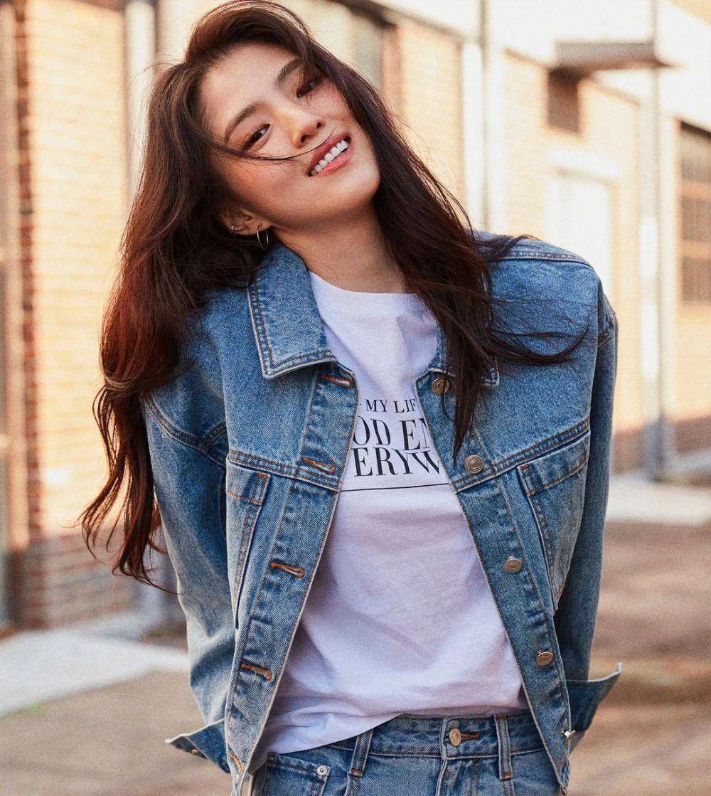 Han So Hee (instagram.com/xeesoxee)