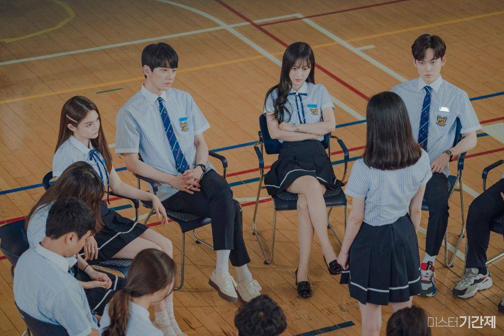 potret aksi bullying di drama Class of Lies (dok. OCN)