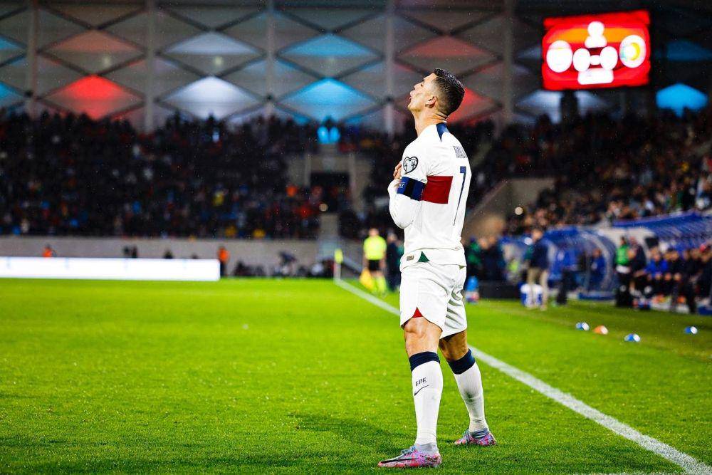 Cristiano Ronaldo (twitter.com/Cristiano)
