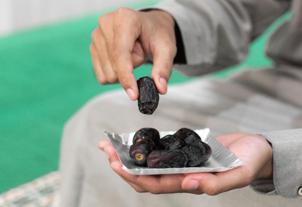 Mengulik Serba-serbi Kurma, Buah Populer Saat Bulan Ramadan
