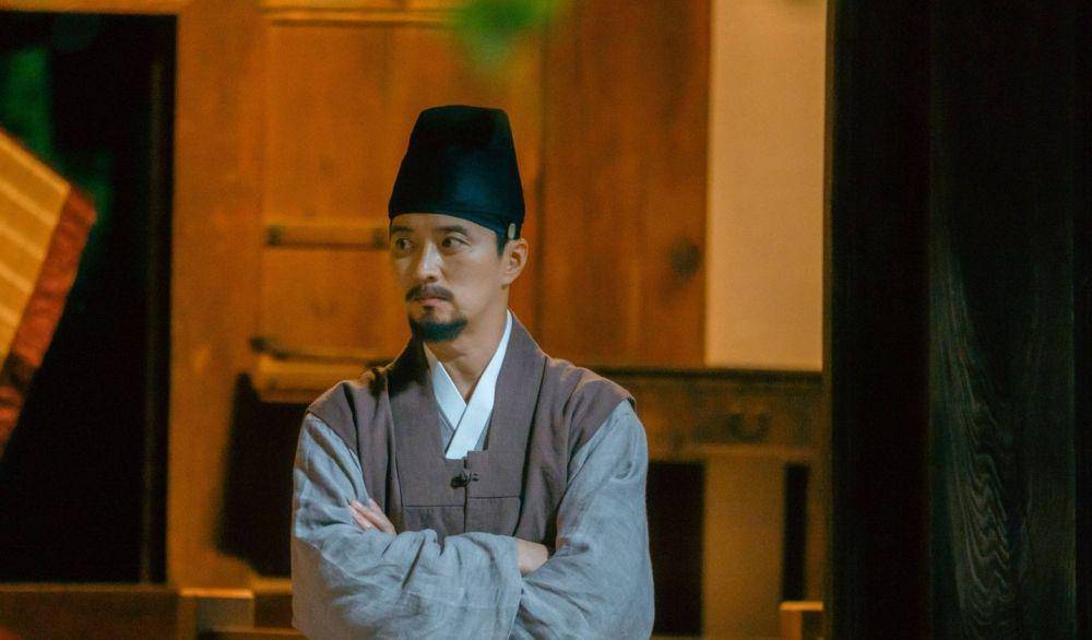 In Gyo Jin di The Secret Romantic Guesthouse (dok. Viu/The Secret Romantic Guesthouse)