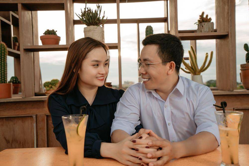 ilustrasi menghargai pacar (pexels.com/Trần Long)
