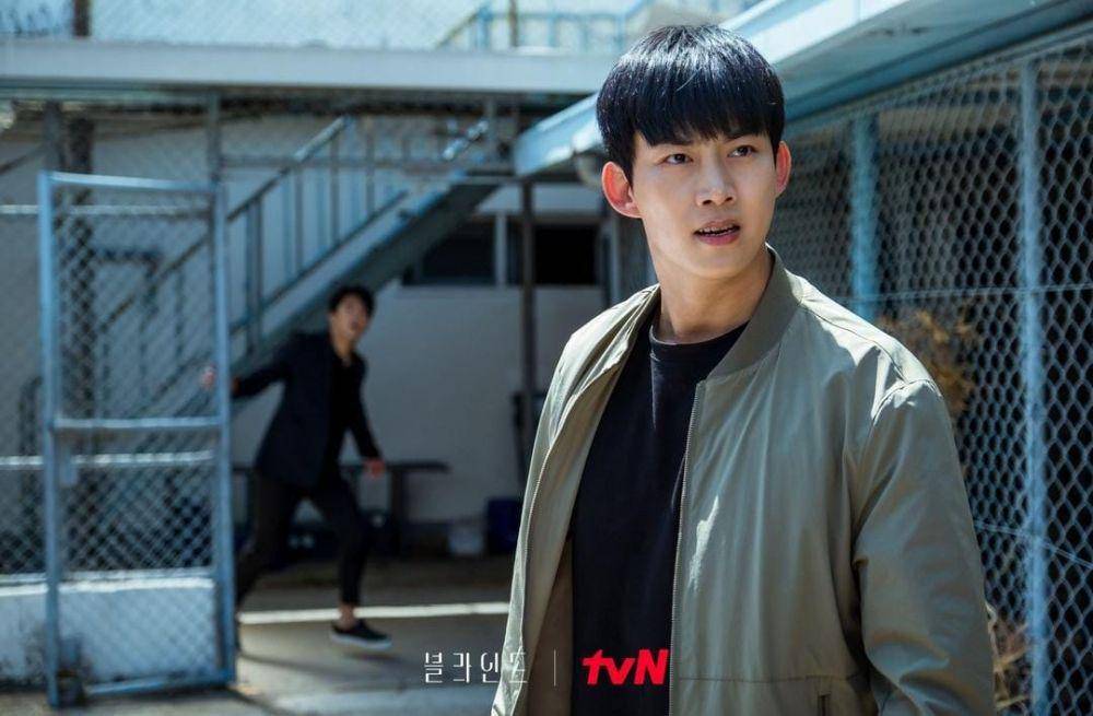Ok Taecyeon di drama Blind (instagram.com/tvn_drama)