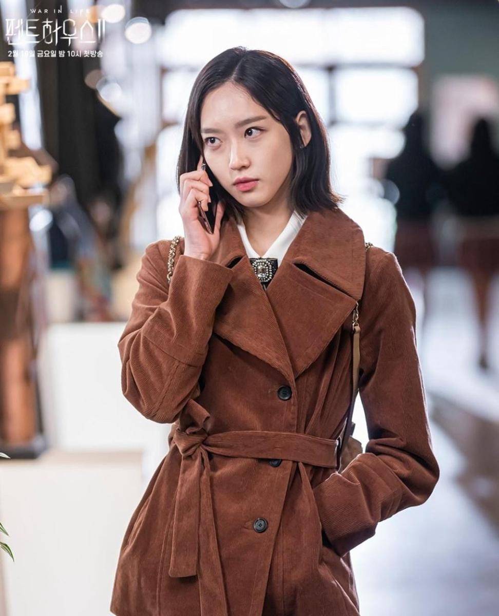 Han Ji Hyun di drama Penthouse (instagram.com/sbsdrama.official)