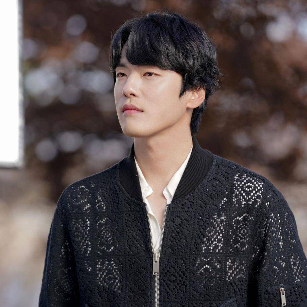Kim Jung Hyun (instagram.com/storyjcompany)