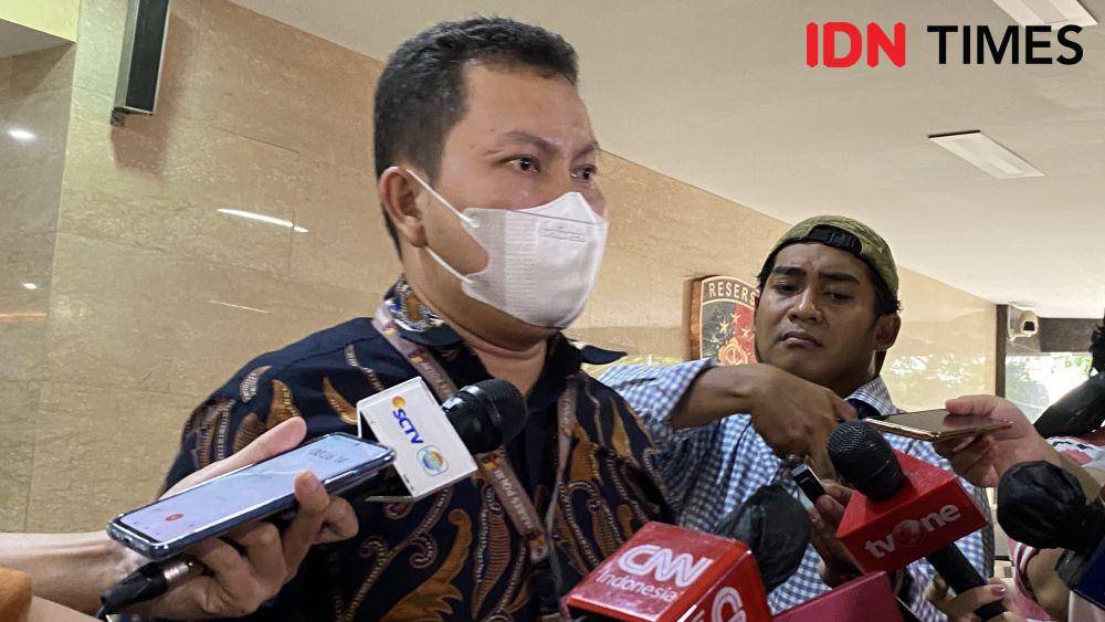 Ketua Umum Relawan Indonesia Rizman Hasibuan mendesak Kabareskrim Polri panggil Sekda Riau SF Hariyanto. (IDN Times/Amir Faisol)