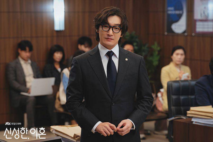 Cho Seung Woo di Divorce Attorney Shin (dok. JTBC/Divorce Attorney Shin)