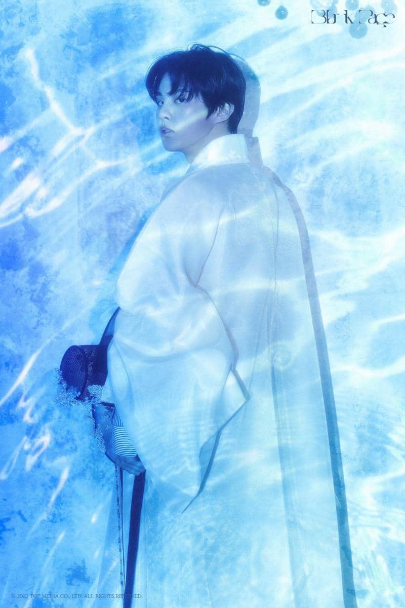 poster foto konsep Kim Woo Seok di album comeback Blank Page (twitter.com/KWS_official)