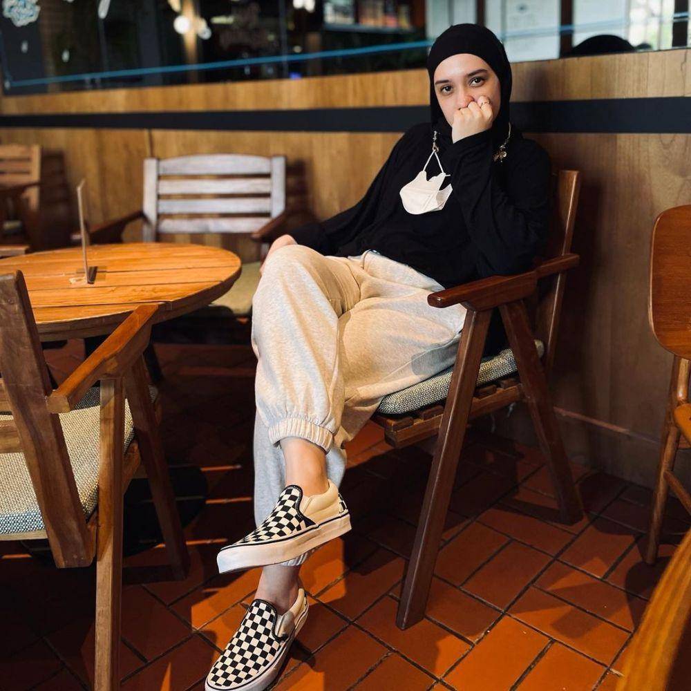 Gaya bukber ala Putri Anne (instagram.com/anneofficial1990)