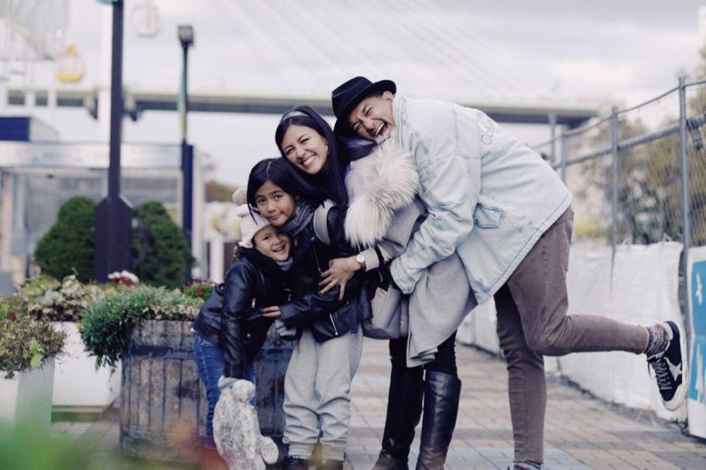 10 Momen Liburan Keluarga Sharena Delon di Jepang, Seru Berkeliling!
