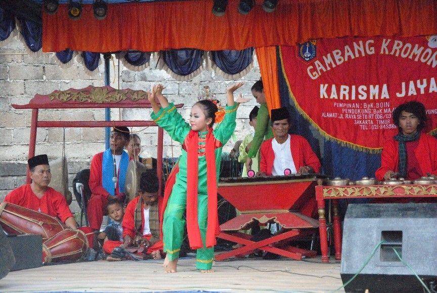 ilustrasi gambang kromong (warisanbudaya.kemdikbud.go.id)