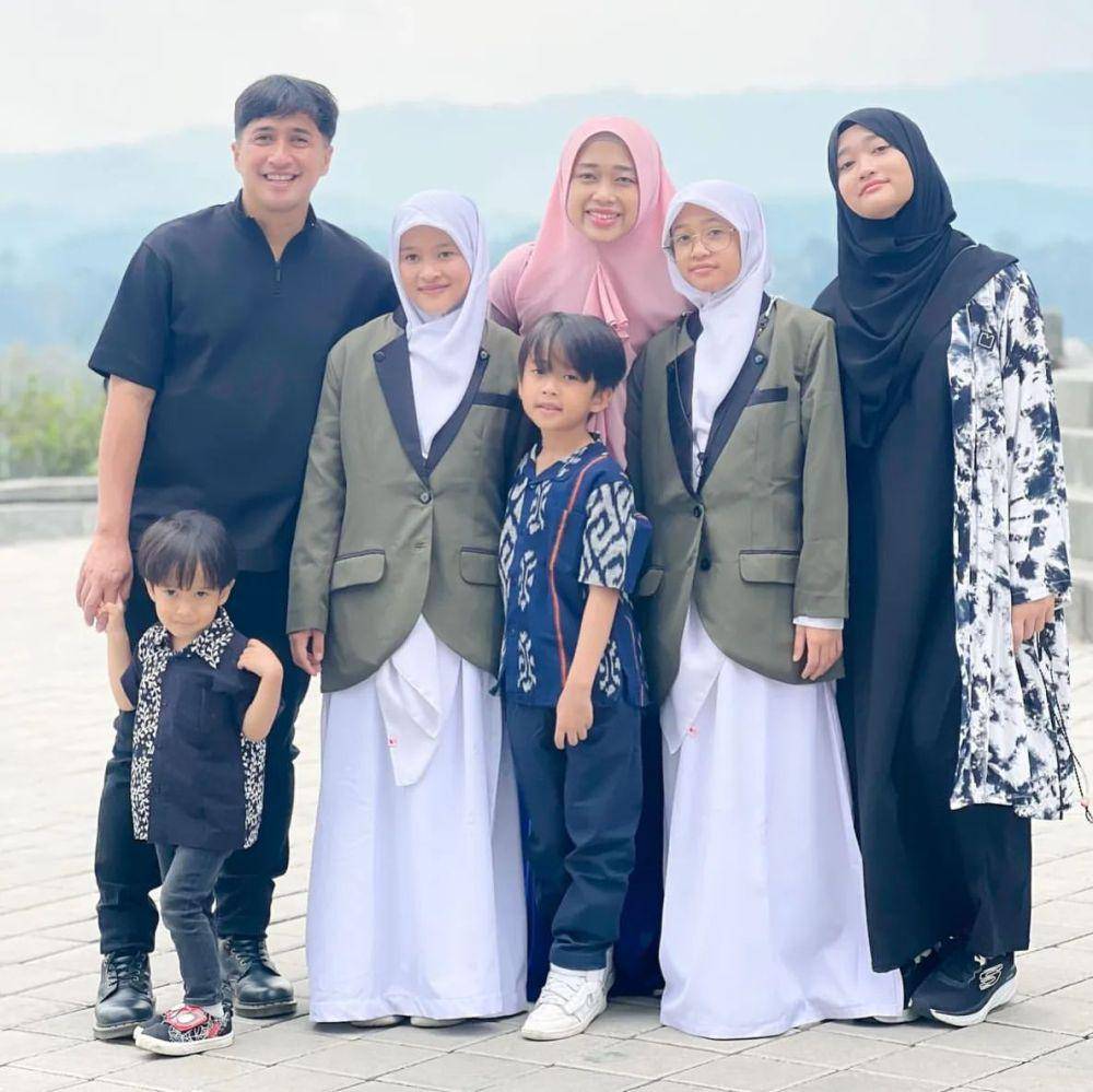 potret Irfan Hakim dan Keluarga (instagram.com/irfanhakim75)