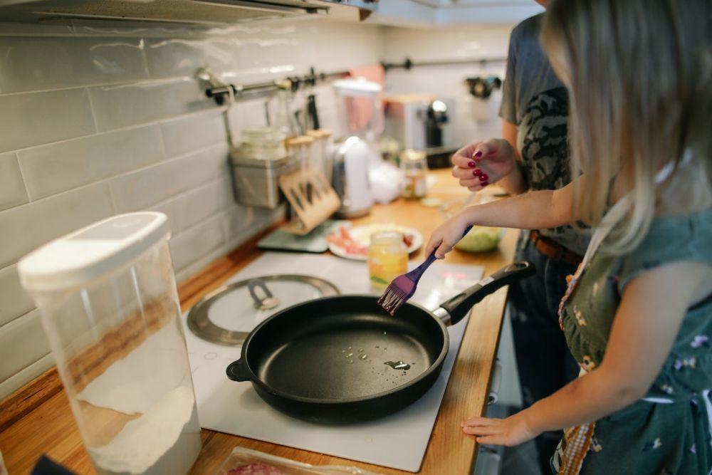 5 Cara Menyiapkan Sahur bagi Orang yang Malas Masak Dini Hari